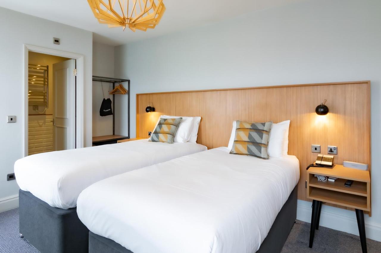 Victoria Inn Лондон Экстерьер фото