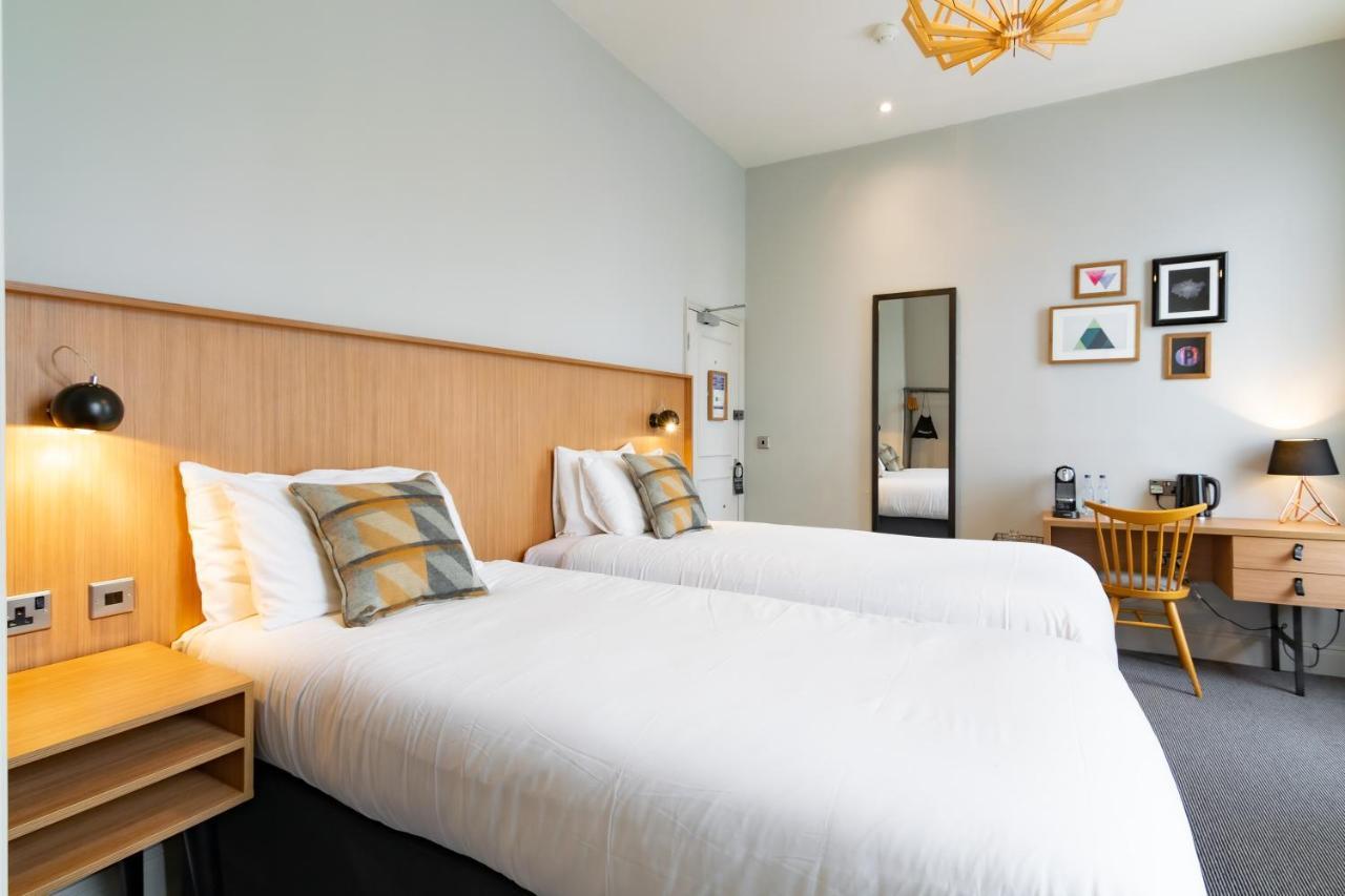 Victoria Inn Лондон Экстерьер фото