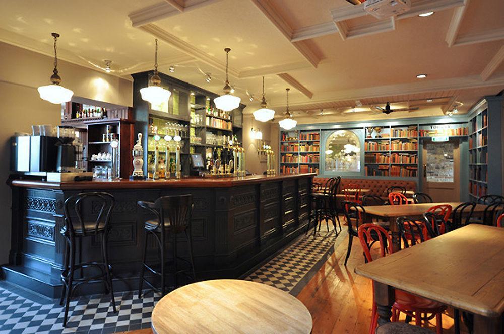 Victoria Inn Лондон Экстерьер фото